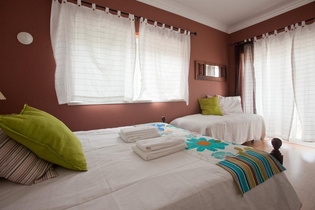 Ericeira Chill Hill Hostel & Private Rooms Quarto foto